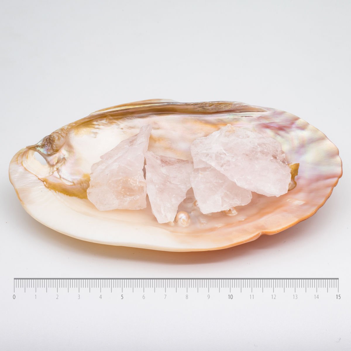 Pembe Kuvars